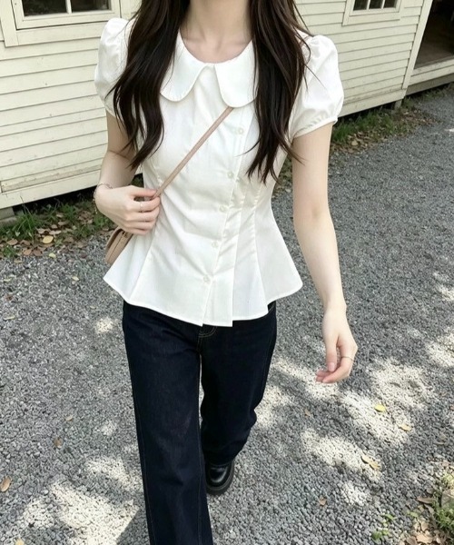 LADY LIKE(レディライク)の「【春夏新作】ラウンドカラータック入りアシンメトリーシャツ(シャツ/ブラウス・レディース・ホワイト・M)」の4枚目の写真
