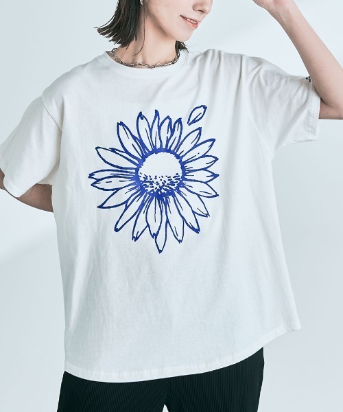 maviru(マヴィル)の「デイジー ロゴ Tシャツ 半袖(Tシャツ/カットソー・レディース・グリーン系その他/ブルー系その他・FREE)」の2枚目の写真