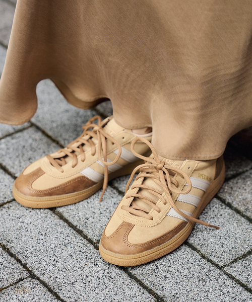 FRAMeWORK(フレームワーク)の「ADIDAS/アディダス HANDBALLSPEZIAL(スニーカー・レディース・ベージュ・23cm/25cm/24cm)」の3枚目の写真