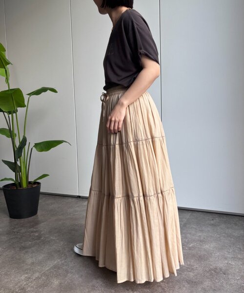 Jena espace merveilleux(ジェナ エスパスメルヴェイユ)の「〈7/17インスタライブご紹介アイテム〉プリントカットソー(Tシャツ/カットソー・レディース・チャコールグレー/ベージュ/アイボリー・FREE)」の7枚目の写真