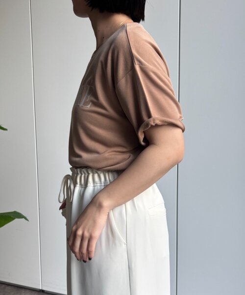 Jena espace merveilleux(ジェナ エスパスメルヴェイユ)の「〈7/17インスタライブご紹介アイテム〉プリントカットソー(Tシャツ/カットソー・レディース・チャコールグレー/ベージュ/アイボリー・FREE)」の17枚目の写真