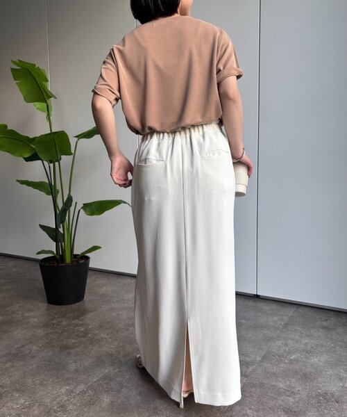 Jena espace merveilleux(ジェナ エスパスメルヴェイユ)の「〈7/17インスタライブご紹介アイテム〉プリントカットソー(Tシャツ/カットソー・レディース・チャコールグレー/ベージュ/アイボリー・FREE)」の21枚目の写真