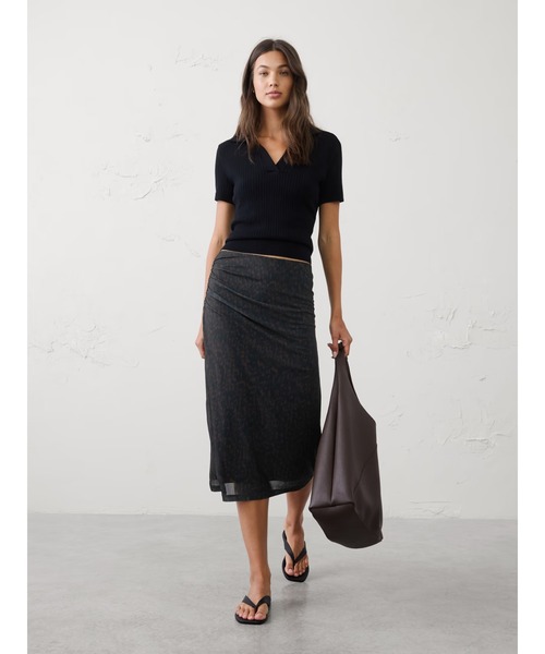 BANANA REPUBLIC FACTORY STORE（バナナリパブリック ファクトリーストア）の「BANANA REPUBLIC FACTORY STORE　　メッシュサイドシャーリングミディスカート（スカート・レディース・ブラウン/ブラック・S/XS/M/L）」の5枚目の写真
