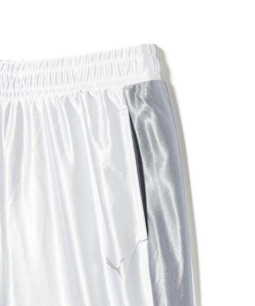 Ray BEAMS（レイビームス）の「【別注】PUMA / T7 パンツ（その他パンツ・レディース・シルバー・MEDIUM/SMALL）」の4枚目の写真