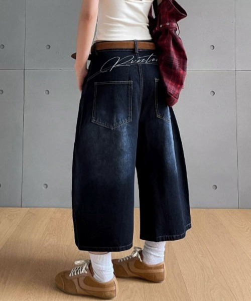 Miniministore(ミニミニストア)の「刺しゅうロゴ バルーンワイドデニムパンツ(デニムパンツ・レディース・ネイビー・L/S/M)」の15枚目の写真