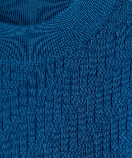 MEN'S BIGI(メンズビギ)の「12Gメリノウール 幾何学柄モックネックニット(ニット/セーター・メンズ・ブラック/ターコイズブルー/モカ/ホワイト・04/03/02/01)」の22枚目の写真