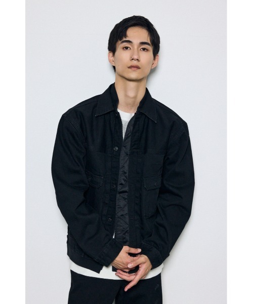 AZUL by moussy(アズールバイマウジー)の「【セットアップ対応】異素材デニムジャケット 秋服 冬服(デニムジャケット・メンズ・ブルー/ブラック・LARGE/MEDIUM)」の4枚目の写真