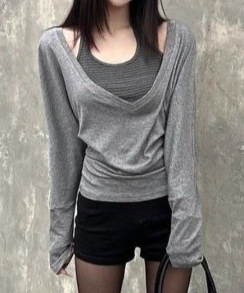 SHERU(シェル)の「【2点セット】深VネックロンT×ボーダーホルターネックタンクトップ(Tシャツ/カットソー・レディース・グレー・M)」の16枚目の写真