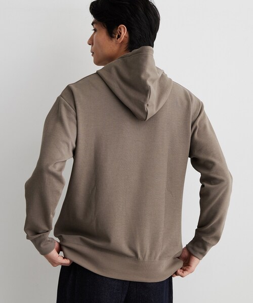 THE SHOP TK （ザ ショップ ティーケー ）の「【洗濯機OK／ユニセックス】ダンボール ロゴパーカ（パーカー・メンズ・ダークブラウン/グレー/オフホワイト・02/03/04）」の13枚目の写真