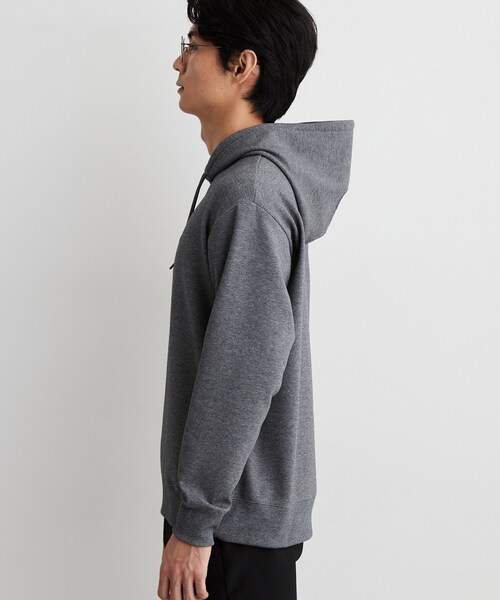THE SHOP TK （ザ ショップ ティーケー ）の「【洗濯機OK／ユニセックス】ダンボール ロゴパーカ（パーカー・メンズ・ダークブラウン/グレー/オフホワイト・02/03/04）」の17枚目の写真