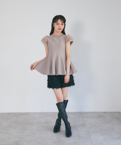 tocco closet(トッコ クローゼット)の「ファースリーブ切り替えペプラムニットプルオーバー(ニット/セーター・レディース・ブラック/ピンク/モカ・M)」の15枚目の写真