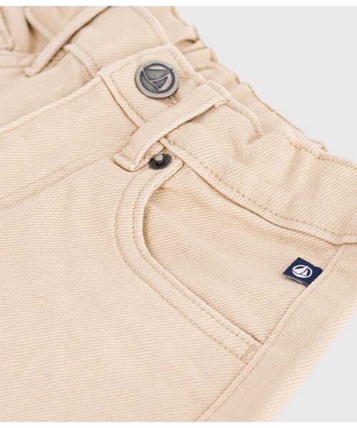PETIT BATEAU（プチバトー）の「カラーデニムパンツ（その他パンツ・キッズ・ベージュ・5YEAR/3YEAR/4YEAR）」の6枚目の写真