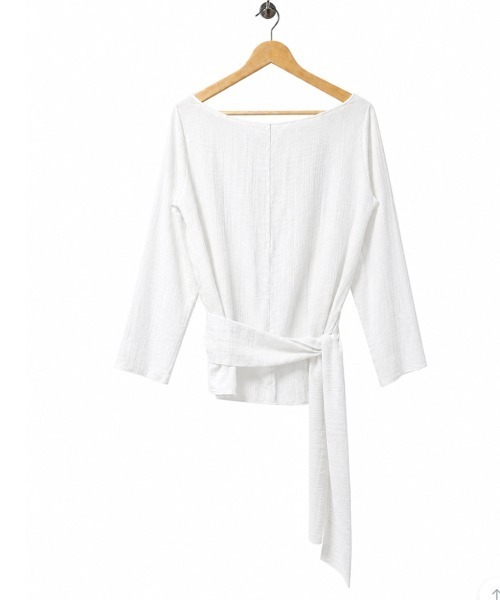 LOENNE（ロエヌ）の「Waist Tie Blouse / ウエストタイブラウス（Tシャツ/カットソー・レディース・ブラック/チャコールグレー/ホワイト・FREE）」の5枚目の写真