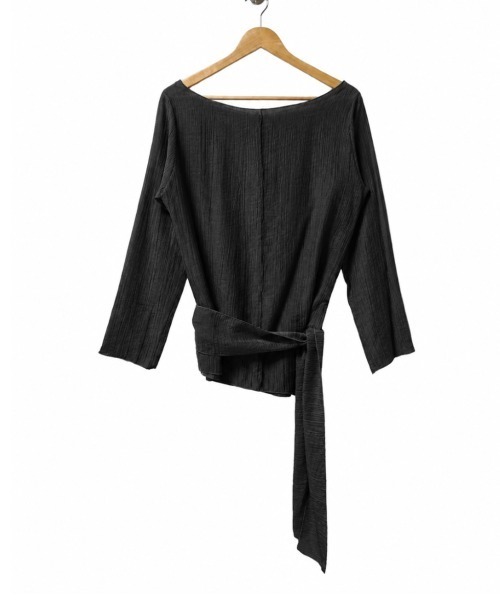 LOENNE（ロエヌ）の「Waist Tie Blouse / ウエストタイブラウス（Tシャツ/カットソー・レディース・ブラック/チャコールグレー/ホワイト・FREE）」の6枚目の写真