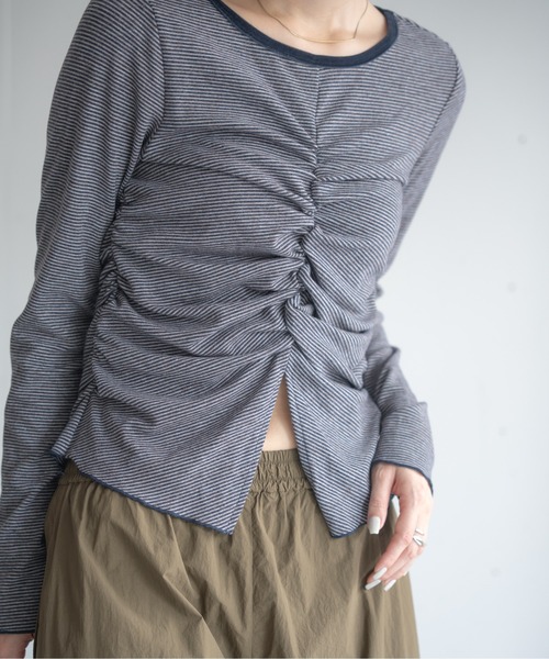 hwyl(ヒュイル)の「ギャザーボーダーロンT(Tシャツ/カットソー・レディース・ブラック・FREE)」の3枚目の写真