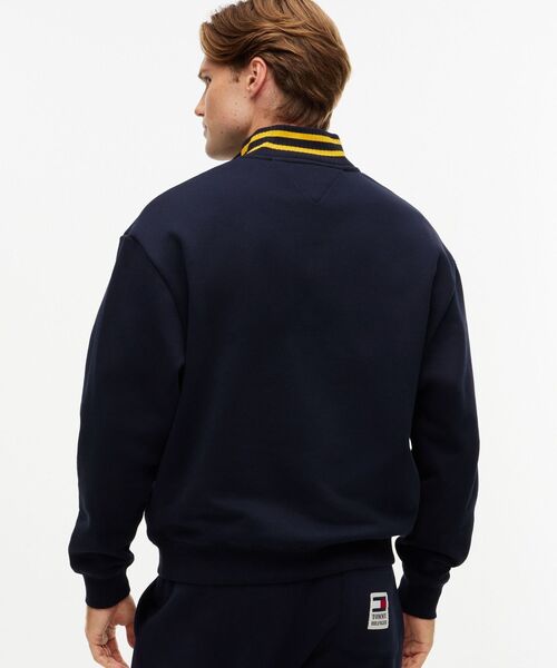 TOMMY HILFIGER(トミーヒルフィガー)の「バーシティリラックスハーフジップスウェット(スウェット・メンズ・グレー/ピンク/ネイビー・MEDIUM/LARGE/X-LARGE/SMALL)」の9枚目の写真