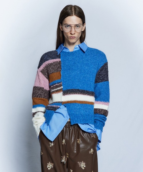 MAISON SPECIAL(メゾンスペシャル)の「【26WINTER PRE-ORDER】Dramatic Border Slit Knit/ドラマティカルボーダースリットニット(ニット/セーター・レディース・ブラック/グレー/ブルー・FREE)」の3枚目の写真