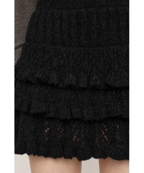 SLY(スライ)の「BOUCLE FRILLED S/SK ブークレーフリルショートスカート 秋服 冬服(スカート・レディース・アイボリー/ベージュ/ブラック・FREE)」の9枚目の写真