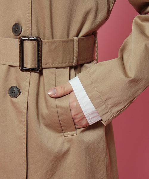 LBC（エルビーシー）の「コットン60/2ギャバ着流しトレンチコート      （トレンチコート・レディース・ネイビー/ベージュ/オリーブ・LARGE/MEDIUM）」の6枚目の写真