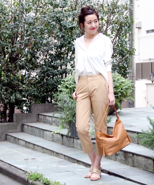 Spick & Span（スピックアンドスパン）の「スリムストレートパンツ◆（その他パンツ・レディース・キャメル/ネイビー・36/38/40/S36）」の12枚目の写真