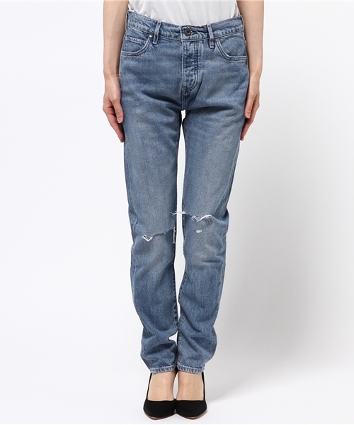 Levi's(リーバイス)の「LEVI'S(R) MADE&CRAFTED(TM)-SLOUCHY TAPER SOFT LIGHT(デニムパンツ・レディース・ライトインディゴブルー・26inch/25inch/27inch/28inch)」の2枚目の写真