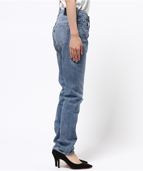 Levi's(リーバイス)の「LEVI'S(R) MADE&CRAFTED(TM)-SLOUCHY TAPER SOFT LIGHT(デニムパンツ・レディース・ライトインディゴブルー・26inch/25inch/27inch/28inch)」の3枚目の写真