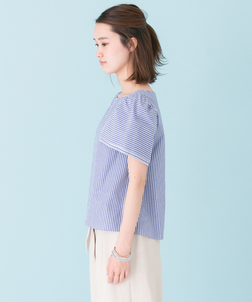 URBAN RESEARCH（アーバンリサーチ）の「ダブル袖ギャザーブラウス（シャツ/ブラウス・レディース・サックスブルー/ホワイト/ブラウン・FREE）」の13枚目の写真