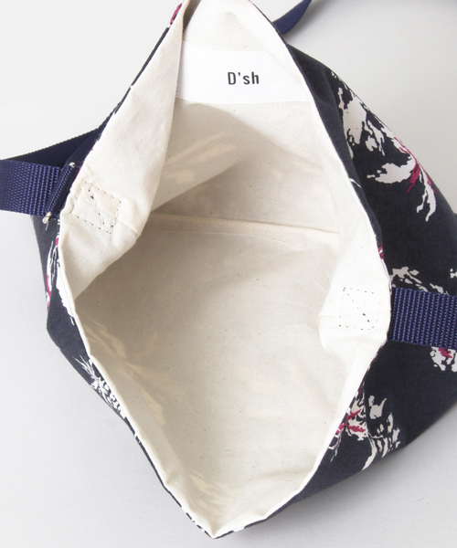 URBAN RESEARCH DOORS MENS（アーバンリサーチ ドアーズ メンズ）の「D'sh Original Print Sacoche（ショルダーバッグ・メンズ・ネイビー/オフホワイト・ONE）」の6枚目の写真