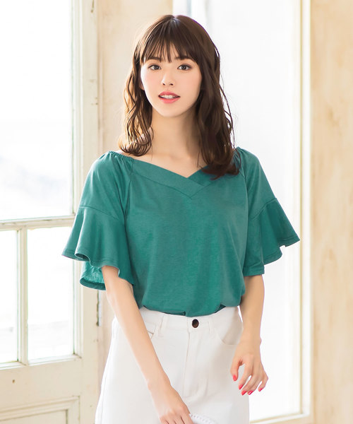 KOBE LETTUCE(コウベレタス)の「フリルスリーブオフショルダーカットソートップス(Tシャツ/カットソー・レディース・オフホワイト/ホワイト系その他/ピンク/オレンジ/ブルー系その他/ブラック/カーキ/マスタード/ブルー/グリーン・FREE)」の5枚目の写真