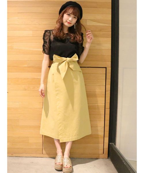 dazzlin（ダズリン）の「ミディ台形ラップスカート（スカート・レディース・ベージュ/イエロー/ブルー/ミント・SMALL/MEDIUM）」の5枚目の写真