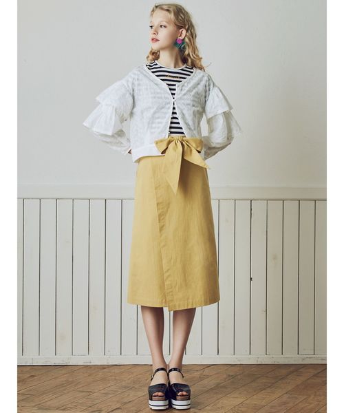 dazzlin（ダズリン）の「ミディ台形ラップスカート（スカート・レディース・ベージュ/イエロー/ブルー/ミント・SMALL/MEDIUM）」の8枚目の写真