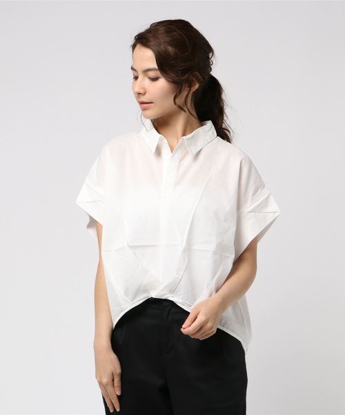 earth music&ecology（アースミュージックアンドエコロジー）の「・綿ローン半袖スキッパータックヘムシャツ ●（シャツ/ブラウス・レディース・グリーン系その他5/ブラック系その他3/オフホワイト/カーキ/ネイビー/レッド系その他7・FREE）」の7枚目の写真