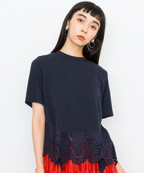 MUVEIL(ミュベール)の「【MUVEIL】裾レース刺繍プルオーバー(Tシャツ/カットソー・レディース・ホワイト/ネイビー/イエロー/キャメル・38/36)」の1枚目の写真