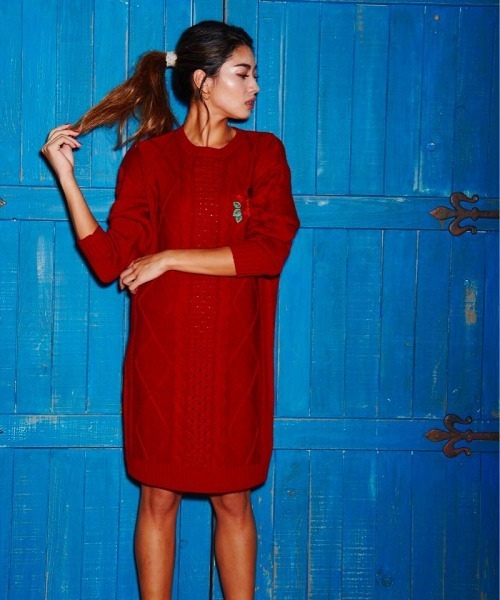 刺繍ケーブルニットワンピース ワンピース セール Million Million ワンピース Carats ミリオンカラッツ のファッション