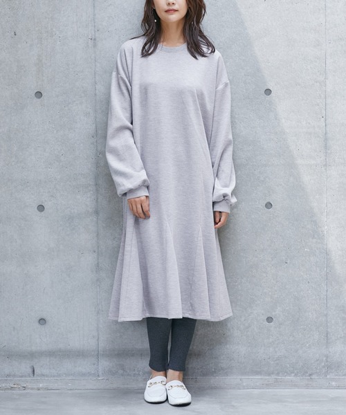 Chaco closet(チャコ クローゼット)の「スウェット フレア マーメイドフレアロングワンピース(ワンピース・レディース・ブラック/ネイビー/カーキ/杢グレー/ベージュ/オフホワイト/モカ/テラコッタ・FREE)」の13枚目の写真