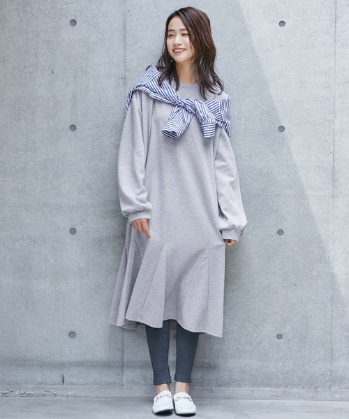 Chaco closet(チャコ クローゼット)の「スウェット フレア マーメイドフレアロングワンピース(ワンピース・レディース・ブラック/ネイビー/カーキ/杢グレー/ベージュ/オフホワイト/モカ/テラコッタ・FREE)」の21枚目の写真