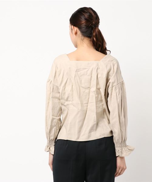 LOWRYS FARM（ローリーズファーム）の「スクエアブラウスLS　827711（シャツ/ブラウス・レディース・ベージュ/オフホワイト/ブラック・FREE）」の18枚目の写真