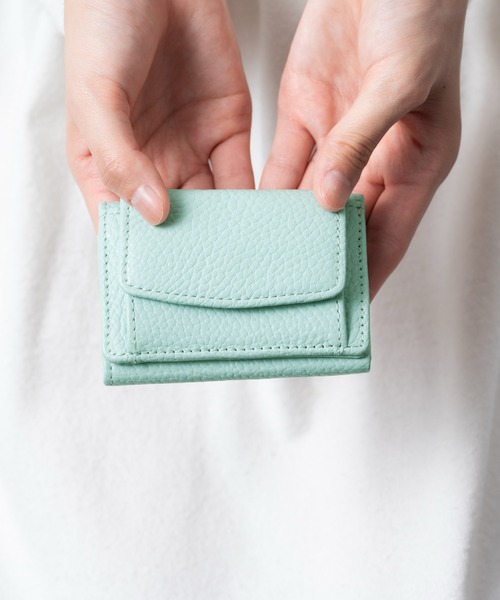 MURA(ムラ)の「イタリアン/フルグレイン シュリンク レザー スキミング防止 ミニ財布 三つ折り財布(財布・レディース・ブラック/グレー/イエロー/オレンジ/グリーン/イエロー系その他/ブラウン系その他/ピンク系その他2/ブルー系その他/グリーン系その他/ピンク系その他/ブルー系その他2・FREE)」の6枚目の写真