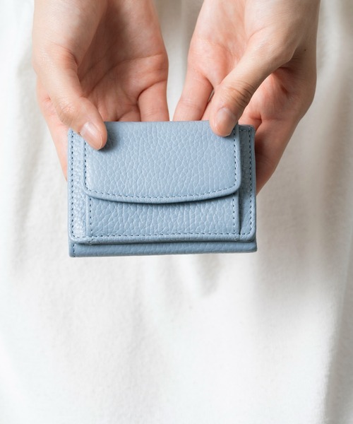 MURA(ムラ)の「イタリアン/フルグレイン シュリンク レザー スキミング防止 ミニ財布 三つ折り財布(財布・レディース・ブラック/グレー/イエロー/オレンジ/グリーン/イエロー系その他/ブラウン系その他/ピンク系その他2/ブルー系その他/グリーン系その他/ピンク系その他/ブルー系その他2・FREE)」の8枚目の写真