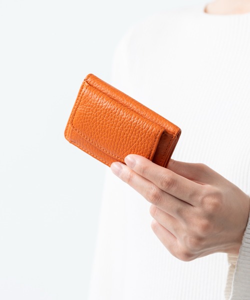 MURA(ムラ)の「イタリアン/フルグレイン シュリンク レザー スキミング防止 ミニ財布 三つ折り財布(財布・レディース・ブラック/グレー/イエロー/オレンジ/グリーン/イエロー系その他/ブラウン系その他/ピンク系その他2/ブルー系その他/グリーン系その他/ピンク系その他/ブルー系その他2・FREE)」の14枚目の写真