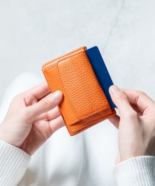 MURA(ムラ)の「イタリアン/フルグレイン シュリンク レザー スキミング防止 ミニ財布 三つ折り財布(財布・レディース・ブラック/グレー/イエロー/オレンジ/グリーン/イエロー系その他/ブラウン系その他/ピンク系その他2/ブルー系その他/グリーン系その他/ピンク系その他/ブルー系その他2・FREE)」の19枚目の写真