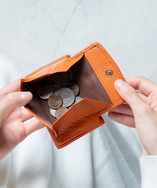 MURA(ムラ)の「イタリアン/フルグレイン シュリンク レザー スキミング防止 ミニ財布 三つ折り財布(財布・レディース・ブラック/グレー/イエロー/オレンジ/グリーン/イエロー系その他/ブラウン系その他/ピンク系その他2/ブルー系その他/グリーン系その他/ピンク系その他/ブルー系その他2・FREE)」の21枚目の写真