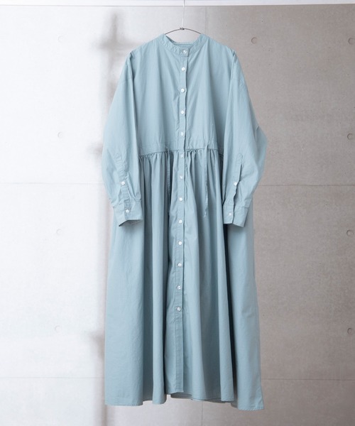 anown(アノン)の「バンドカラーゆるシャツワンピース【ファッションインフルエンサー MAYUKO×anown 限定コラボ】(シャツワンピース・レディース・ホワイト/ベージュ/ブルー・FREE)」の12枚目の写真