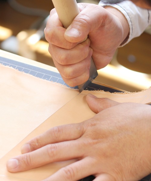 TONE SELECT GOODS（トーンセレクトグッズ）の「【vie  leather】本革2重巻きレザーブレスレット(栃木レザー/イタリアンレース)Made in Japan（ブレスレット・レディース・その他1/その他2/その他3/その他4/その他5/その他6/その他7/その他8/その他9/その他10/その他11/その他12/その他13/その他16/その他17/その他14/その他15・FREE）」の21枚目の写真