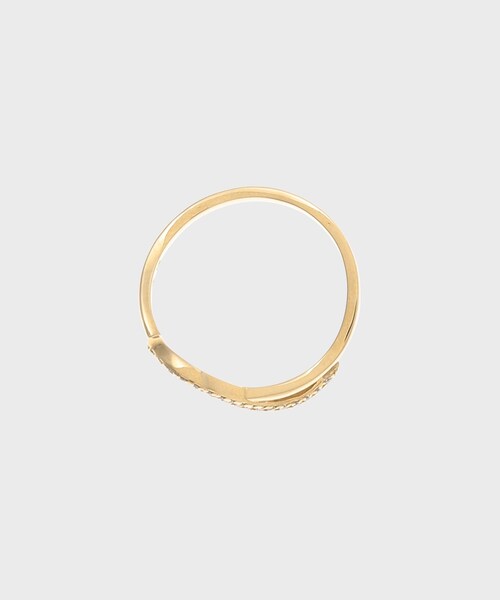 COCOSHNIK(ココシュニック)の「K10ダイヤモンド Sウエーブリング(リング・レディース・アイボリー系・10号/12号/14号)」の4枚目の写真