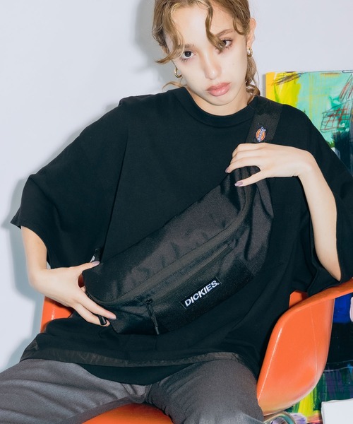 ボックスロゴ ウエストバッグ 黒 ブラック Dickies（ディッキーズ）の「Dickies/ ディッキーズ BOX LOGO MESH
