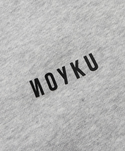 NOYKU(ノイク)の「NOYKU/ノイク バックプリントスクエアロゴヘビーウェイトラグランパーカー(パーカー・メンズ・ホワイト/ネイビー/杢グレー・M/L/XL)」の19枚目の写真