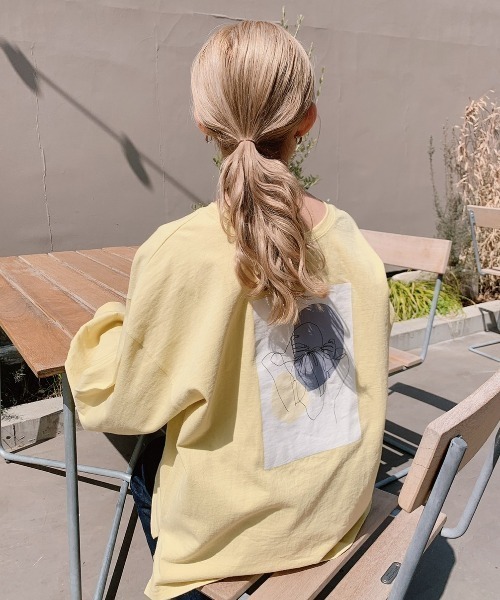 VANNIE U（ヴァニーユー）の「２WAYプリントロゴロンT（Tシャツ/カットソー・レディース・ホワイト系その他2/ホワイト系その他3/ホワイト系その他4/ホワイト系その他/ベージュ/グレイッシュベージュ/レモンイエロー/ミント/ライム・FREE）」の9枚目の写真