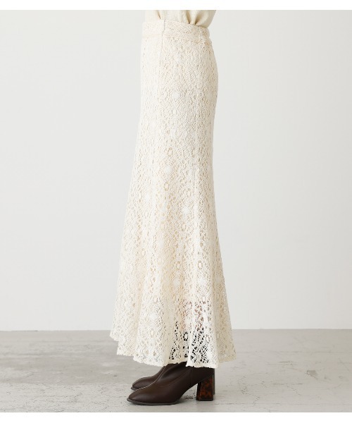 AZUL by moussy（アズールバイマウジー）の「LACE NARROW SKIRT/レースナロースカート（スカート・レディース・ライム/オフホワイト/ブラック・SMALL/MEDIUM）」の9枚目の写真