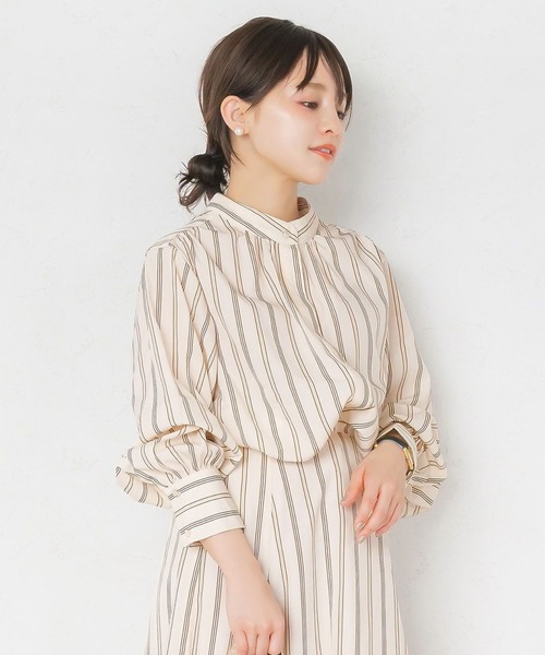 KOBE LETTUCE（コウベレタス）の「選べる2タイプバンドカラーブラウス＆シャツワンピース（ワンピース・レディース・ホワイト/ブラック/その他/ホワイト系その他/ブラック系その他/ストライプ/ホワイト系その他2/ホワイト系その他3/ブラック系その他2/ブラック系その他3/ブラック系その他4/ブラウン系その他/ブラウン系その他2/ブラック系その他5/ブラック系その他7/ベージュ系その他2/ブラック系1/ブラック系/ブラック系その他6/ベージュ系その他・1/2）」の17枚目の写真